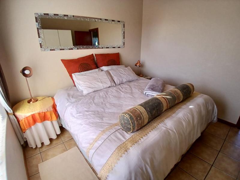 5 Bedroom Property for Sale in Stilbaai Wes Western Cape